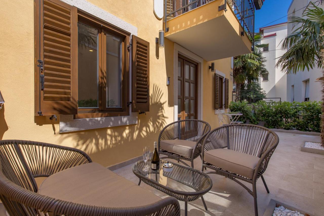 Apartmani Dogas Crikvenica Buitenkant foto