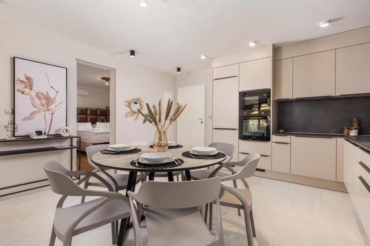 Apartmani Dogas Crikvenica Buitenkant foto