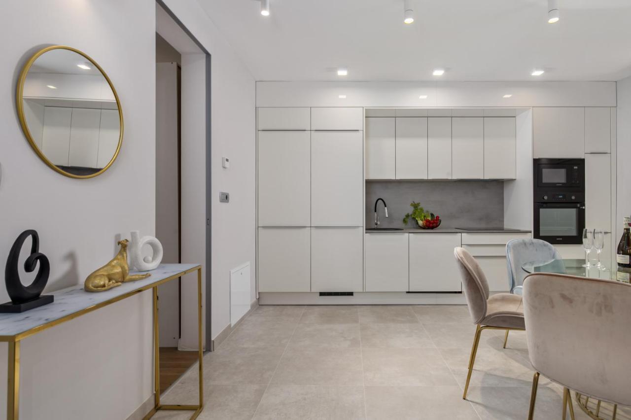 Apartmani Dogas Crikvenica Buitenkant foto