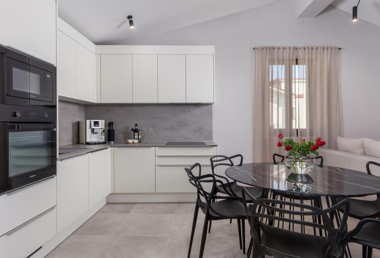 Apartmani Dogas Crikvenica Kamer foto
