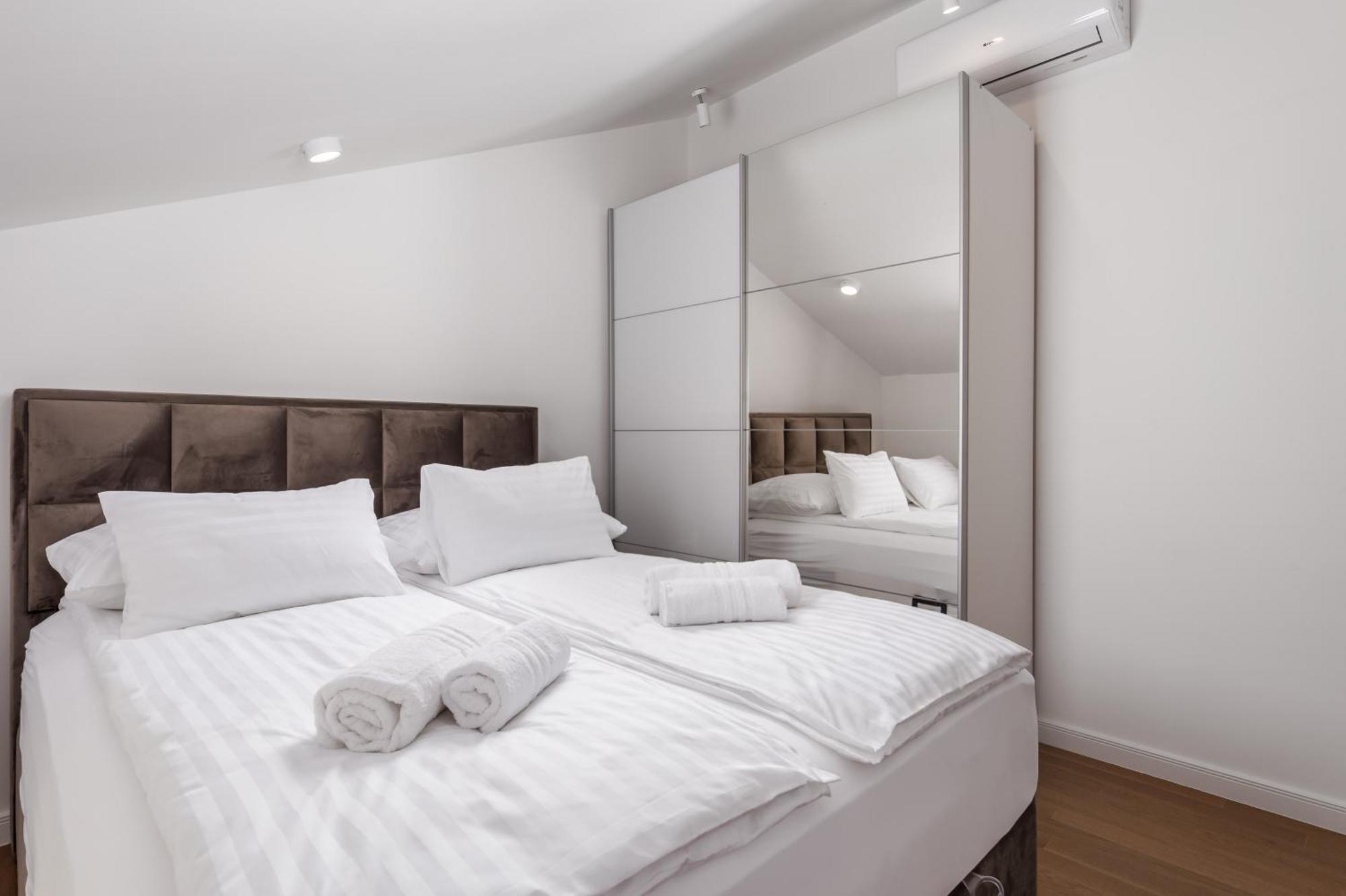 Apartmani Dogas Crikvenica Kamer foto