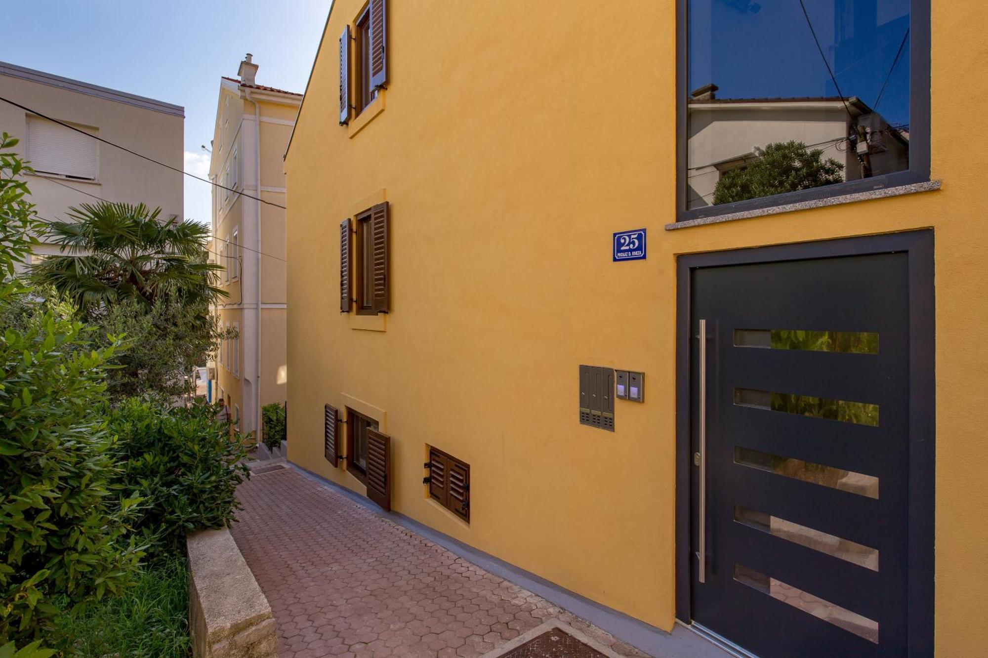 Apartmani Dogas Crikvenica Kamer foto